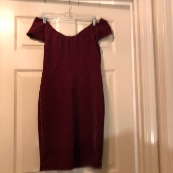Glow passion maroon mini dress. - Picture 4 of 5